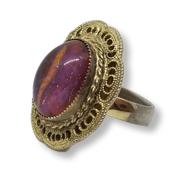 WHITING & DAVIS VINTAGE GOLDTONE FILIGREE DESIGN & ART GLASS CABACHON RING - Picture 3 of 6